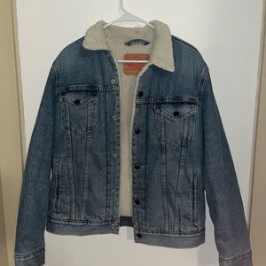 Levi’s Sherpa Lined Trucker Jacket